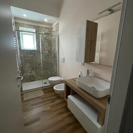 La Maison Vue Le Bari