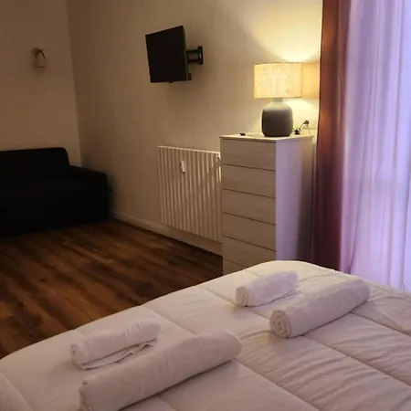 La Maison Vue Le
